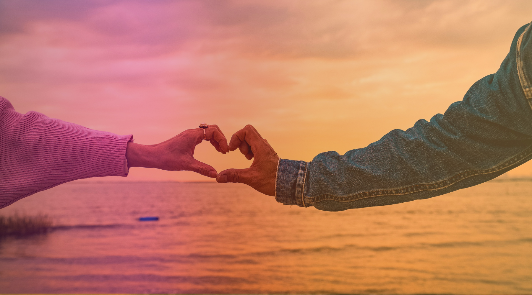 Balancing Independence and Togetherness in Modern Relationships